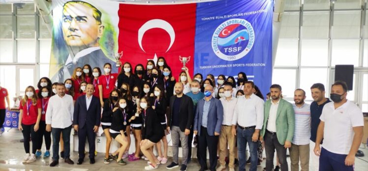 Sualtı hokeyinde şampiyon Deniz Yıldızları Spor Kulübü oldu