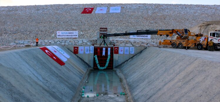 Tarım ve Orman Bakanı Pakdemirli, Eskişehir'deki Gökpınar Barajı'nda incelemede bulundu: