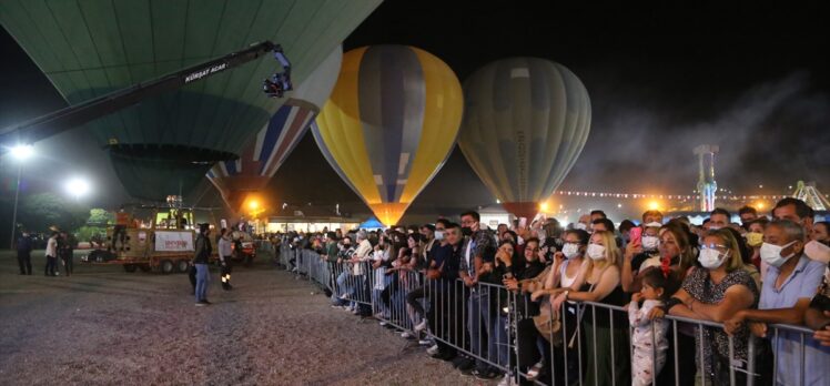 Ürgüp'te “49. Uluslararası Ürgüp Bağ Bozumu ve Balon Festivali”