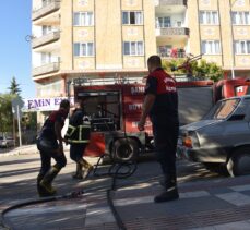 Yangın ihbarına giden itfaiye ekibine öğrencilerden sürpriz kutlama