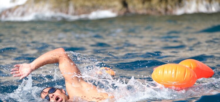 Açık su yüzme yarışı “Oceanman Türkiye” Antalya'da sona erdi