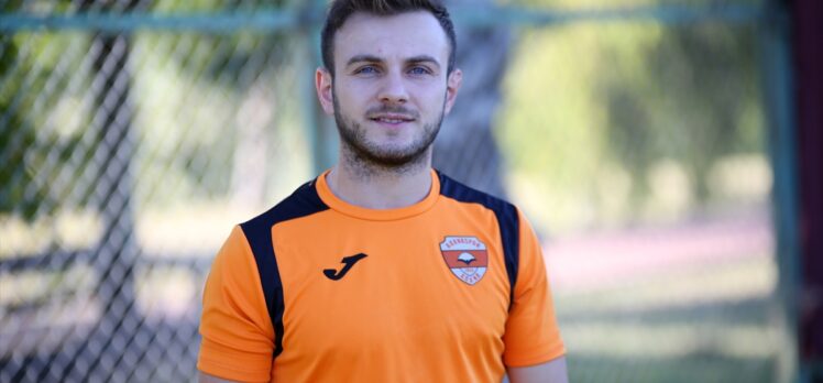 Adanaspor'un orta saha oyuncusu Celil Yüksel'den taraftara çağrı: