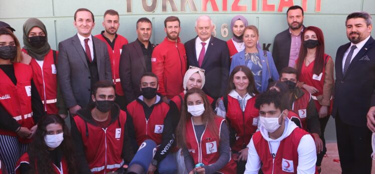 AK Parti Genel Başkanvekili Yıldırım, Bayburt'ta açılışlar yaptı