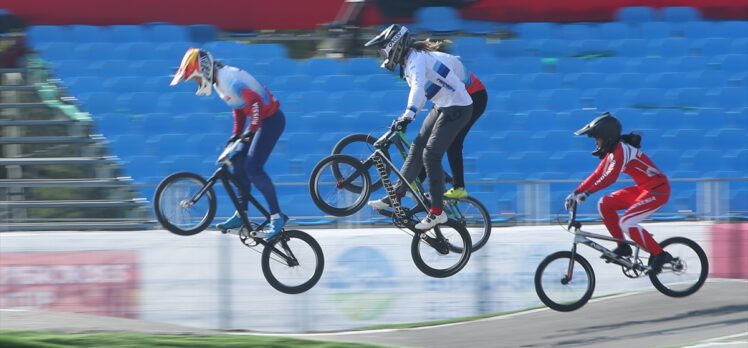 BMX Süper Kross Dünya Kupası 7. tur yarışları başladı