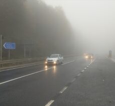 Bolu Dağı'nda sis ve yağmur etkili oluyor