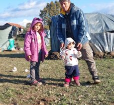 Bosna Hersek'teki göçmenlerin yaşam şartları soğuyan havayla zorlaştı