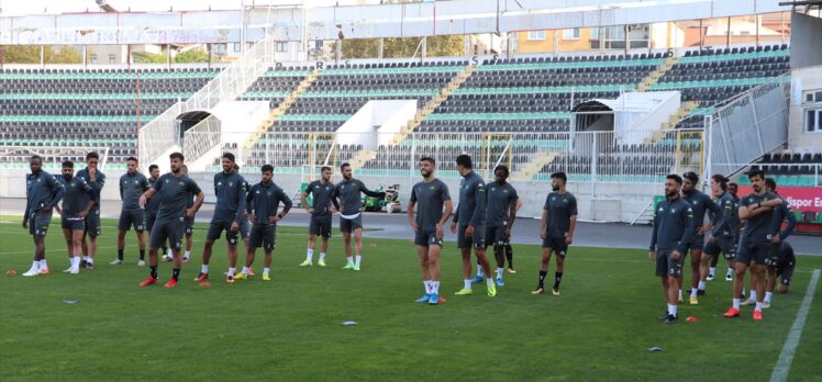 Denizlispor Teknik Direktörü Gülpınar, Balıkesirspor maçı öncesi takımını değerlendirdi: