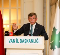 Gelecek Partisi Genel Başkanı Davutoğlu, Van'da