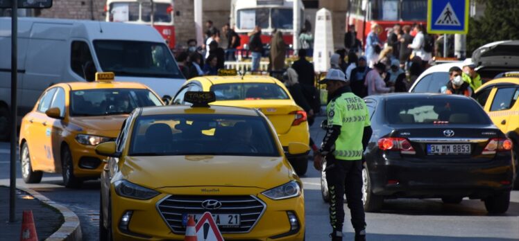 İstanbul'da taksicilere yönelik denetimler sürüyor