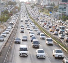 İstanbul'da trafik yoğunluğu yaşanıyor