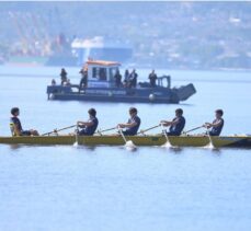 İzmit Körfezi'nde deniz küreği yarışları başladı