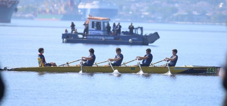 İzmit Körfezi'nde deniz küreği yarışları başladı