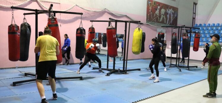 Kadın Boks Milli Takımı, Erzurum'da kampa girdi