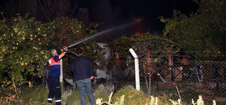 Kırıkkale'de müstakil evde çıkan yangın hasara neden oldu