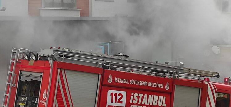 Maltepe'de bir markette çıkan yangın söndürüldü