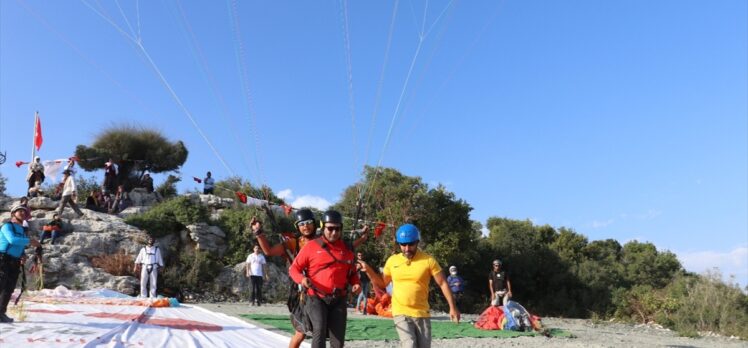 Mersin'de “Yamaç Paraşütü Cumhuriyet Kupası” etkinliği düzenlendi