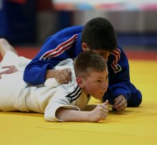 Minikler Karadeniz Judo Turnuvası Düzce'de başladı