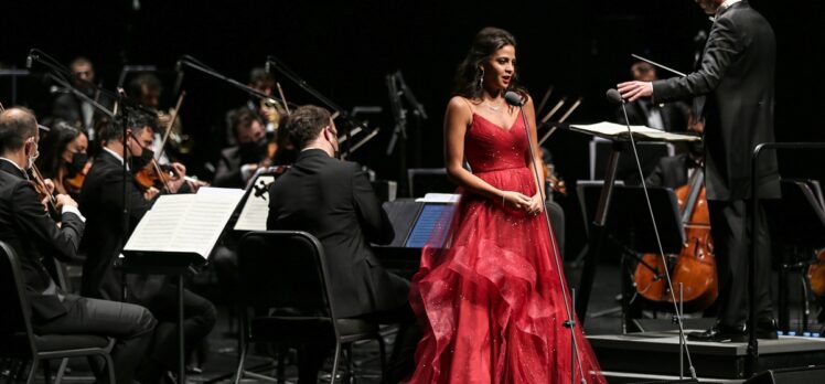 Rolando Villazon ile Fatma Said, Zorlu PSM'de konser verdi