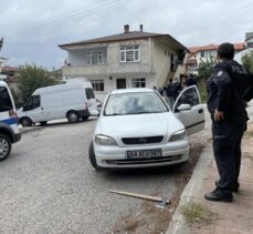 Sakarya'da trafikte çıkan kavgada 2 kişi baltayla yaralandı