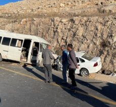 Şanlıurfa'da trafik kazasında 1 kişi öldü, 17 kişi yaralandı