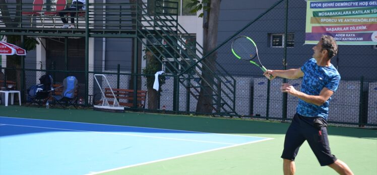 Tenis Federasyonu yönetimine seçilen Demirci Kaymakamı Kaya: