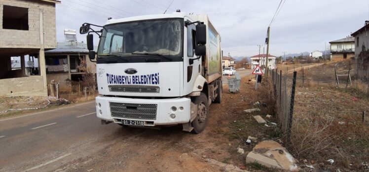 Adana'da çöp kamyonunun altında kalan temizlik işçisi hayatını kaybetti