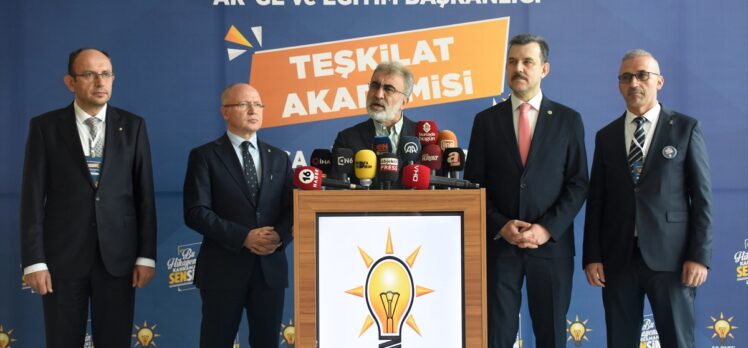 AK Parti Milletvekili Yıldız, Bursa'da “Teşkilat Akademisi” eğitimine katıldı: