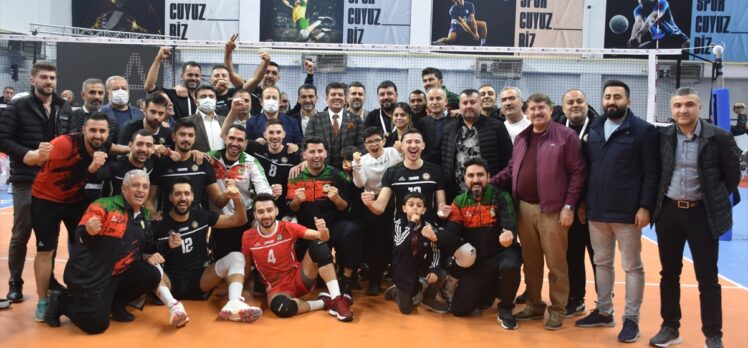 Voleybol: AXA Sigorta Efeler Ligi