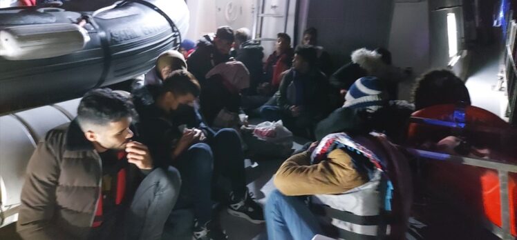 Bodrum açıklarında 59 düzensiz göçmen kurtarıldı