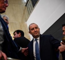 Bulgaristan'da yapılan cumhurbaşkanlığı seçimini Rumen Radev kazandı