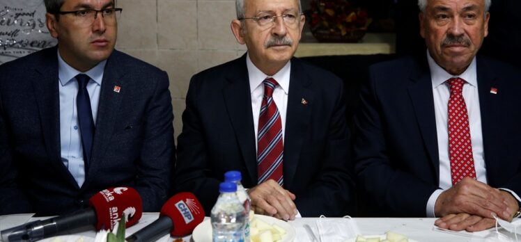 CHP Genel Başkanı Kılıçdaroğlu, Yozgat'ta çiftçiler ve muhtarlarla bir araya geldi: