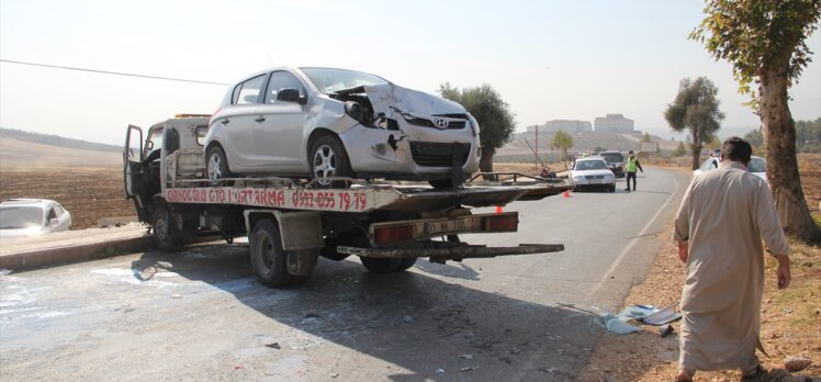 Hatay'da 4 aracın karıştığı trafik kazasında 5 kişi yaralandı