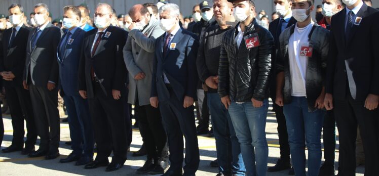 Hatay'da trafik kazasında şehit olan polis memuru için tören düzenlendi