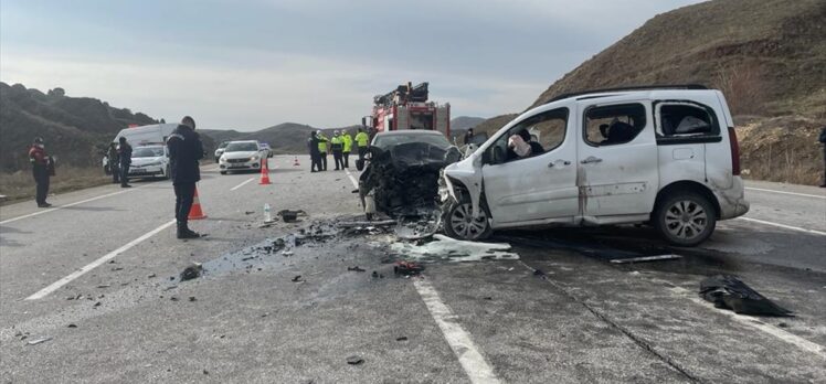 GÜNCELLEME – İmranlı Belediye Başkanı Açıl, trafik kazasında hayatını kaybetti