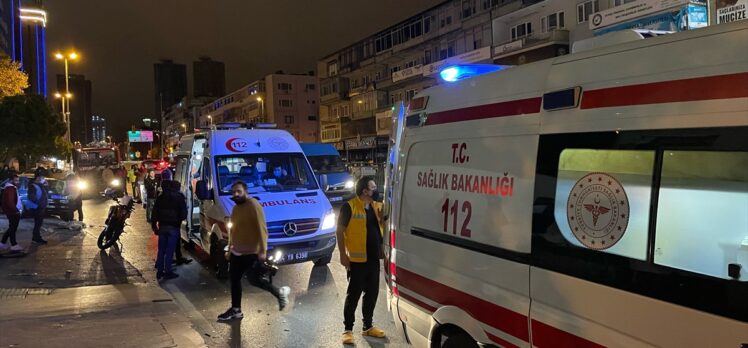 İstanbul'daki trafik kazasında 2 kişi yaralandı