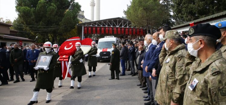 Kilis'teki hudut birliğinde şehit düşen asker, Gaziantep'te son yolculuğuna uğurlandı