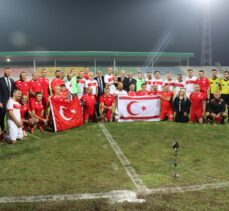 KKTC Cumhuriyet Meclisi ve TBMM futbol takımları dostluk maçı yaptı