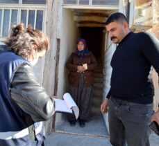 Konya'daki depremin merkez üssü Kızılören'de hasar tespit çalışmaları yapılıyor