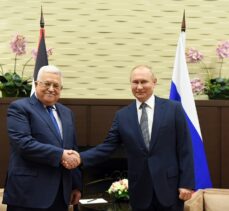 Putin ve Abbas, Soçi’de bir araya geldi