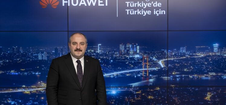 Sanayi ve Teknoloji Bakanı Varank, Huawei Ar-Ge Merkezi'ni ziyaret etti