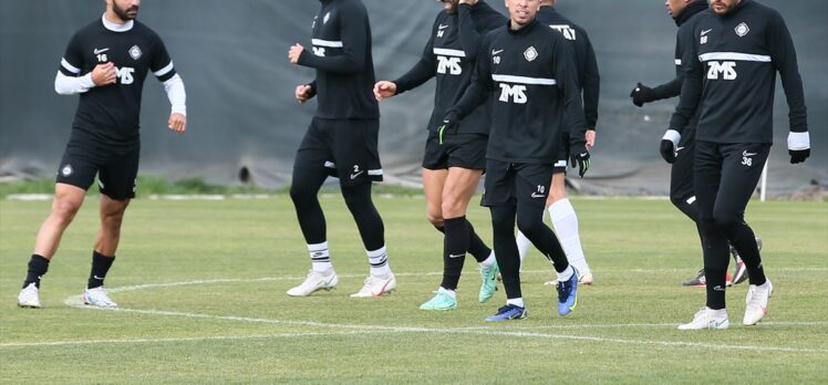 Altay, Türkiye Kupası'ndaki Beşiktaş maçı hazırlıklarını sürdürdü