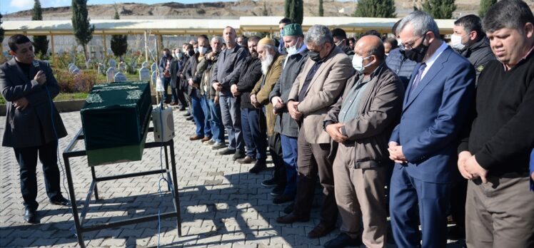 Antalya'da yurtta öldürülen üniversite öğrencisinin cenazesi Kahramanmaraş'ta defnedildi