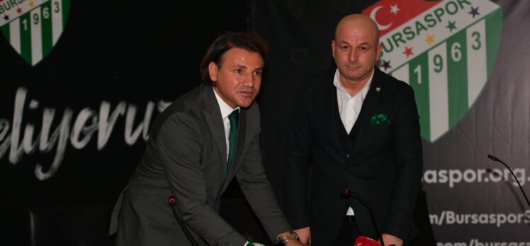 Bursaspor, yeni teknik direktörü Tamer Tuna ile sözleşme imzaladı