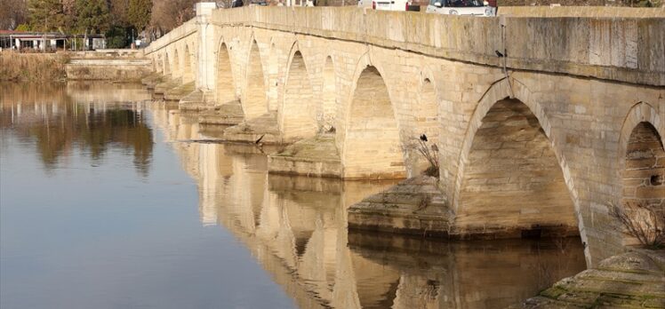 Edirne'de yağışlar nehir debilerini artırdı