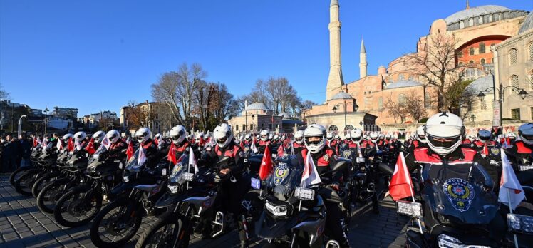 Emniyet Genel Müdürlüğüne 215 motosiklet teslim edildi