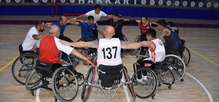 Hakkarili sporcunun Tekerlekli Sandalye Basketbol Kadın Milli Takımı'na seçilme gururu