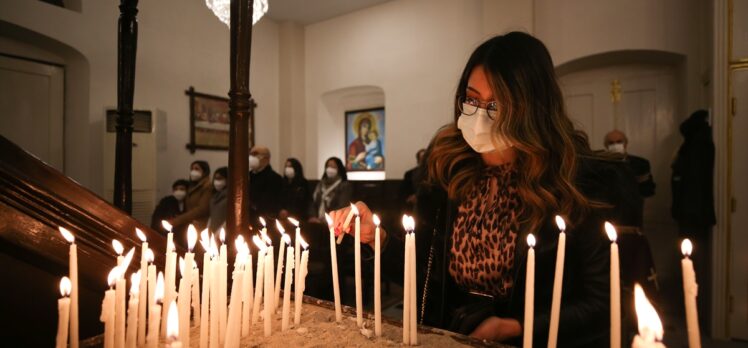 Hatay'da Ortodoks kiliselerinde Noel ayini yapıldı