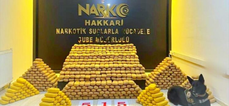 İçişleri Bakanı Soylu, Hakkari'de 515 kilogram eroinin ele geçirildiğini bildirdi