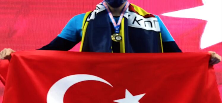 Milli yüzücü Emre Sakçı'dan dünya rekoru