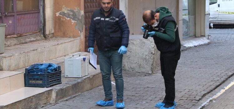 Şanlıurfa'da silahlı saldırıya uğrayan iki kardeşten biri öldü